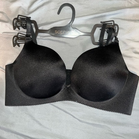 Nude/Black.Push up.Wireless.Comfortable for a 32-36b.36c could wear butoverspill - Picture 3 of 7